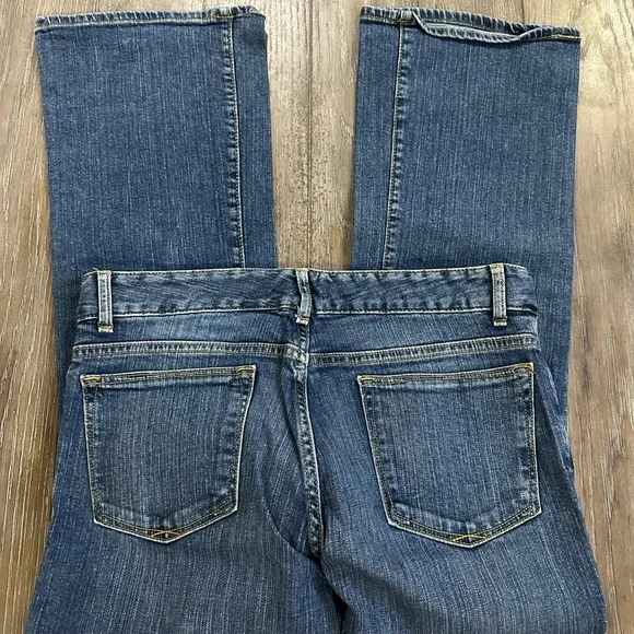 GAP Classic Blue Denim Jeans - Picture 5 of 10